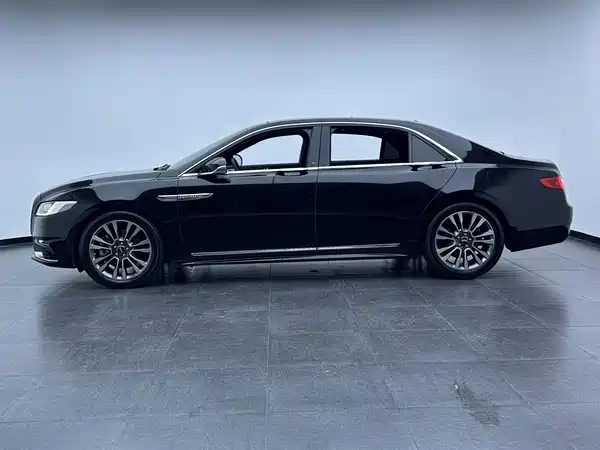 Lincoln Continental 2018