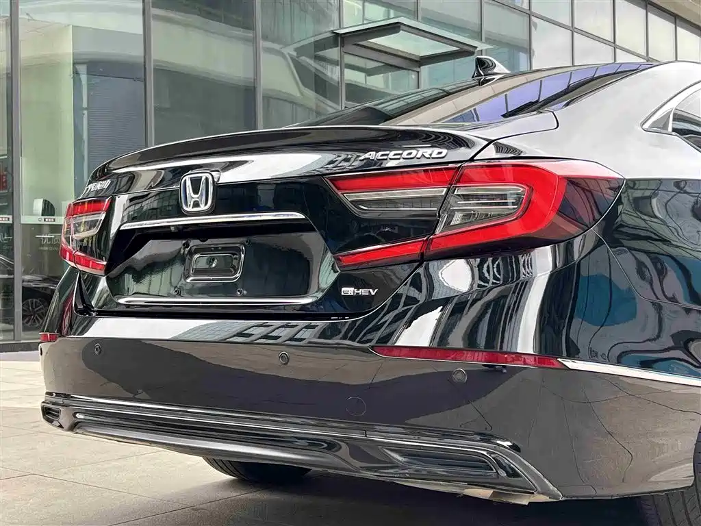 Honda Accord 2022 — фото 17