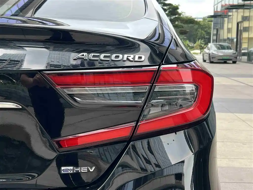 Honda Accord 2022 — фото 18