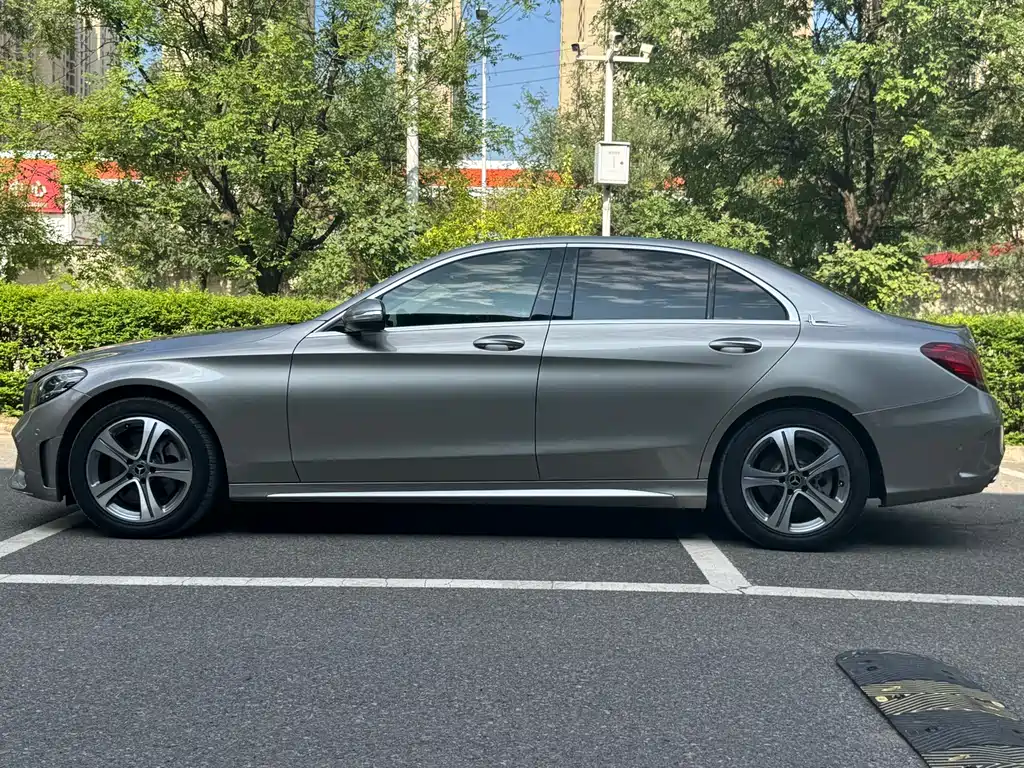 Mercedes-Benz C-Class 2019 — фото 4