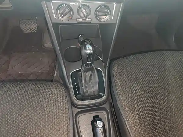 Volkswagen Polo 2016