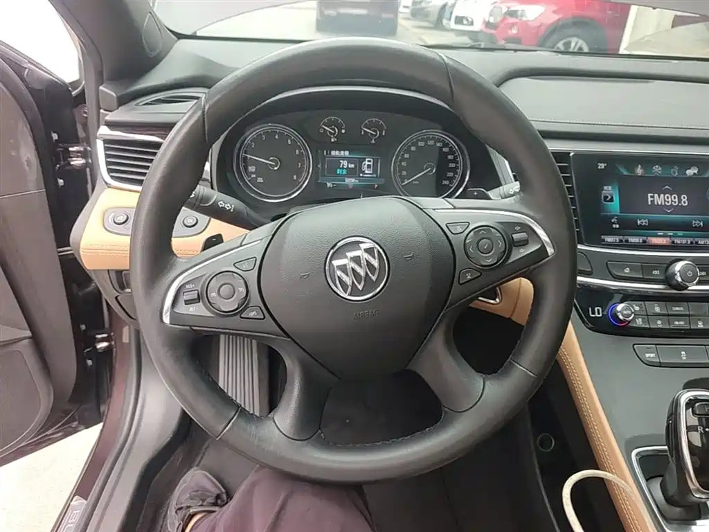 Buick LaCrosse 2017 — фото 11