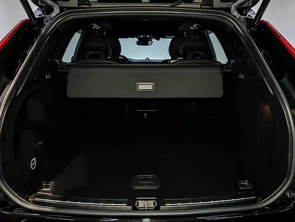 Volvo XC60 Plug-In Hybrid 2024