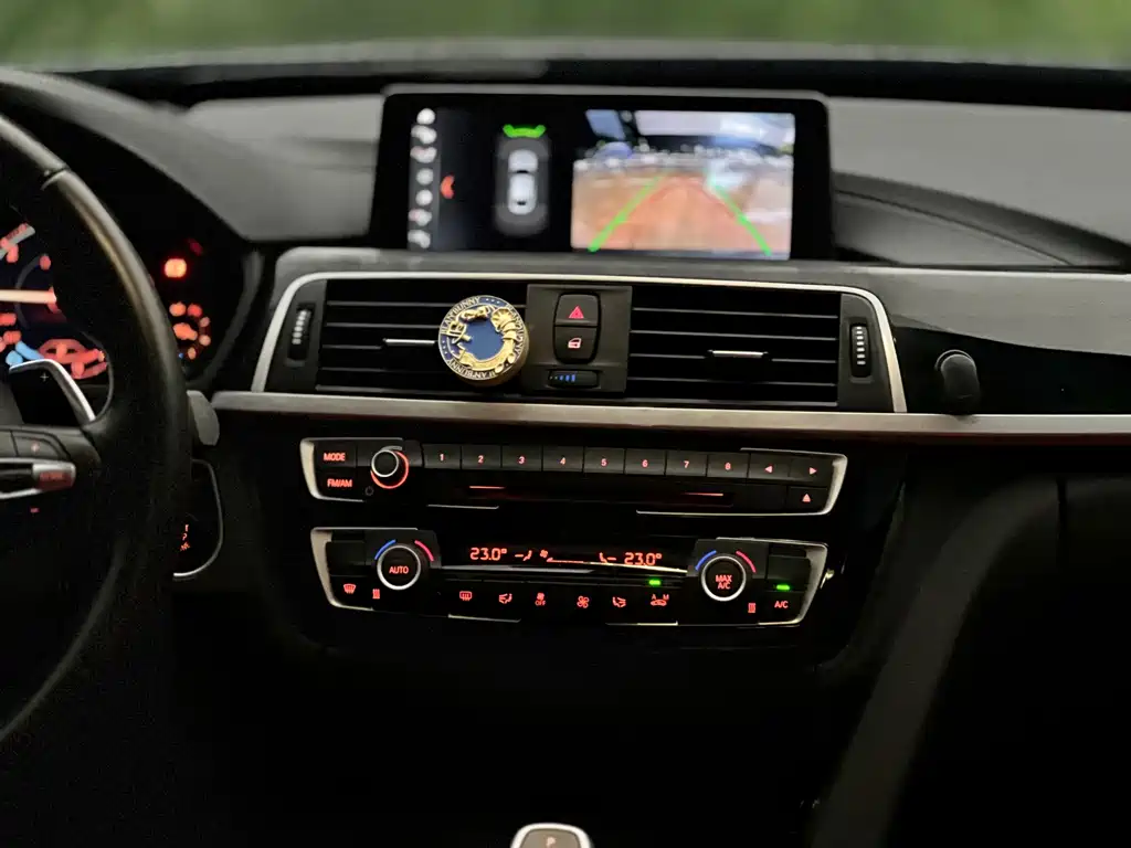 BMW 3 Series GT 2019 — фото 8