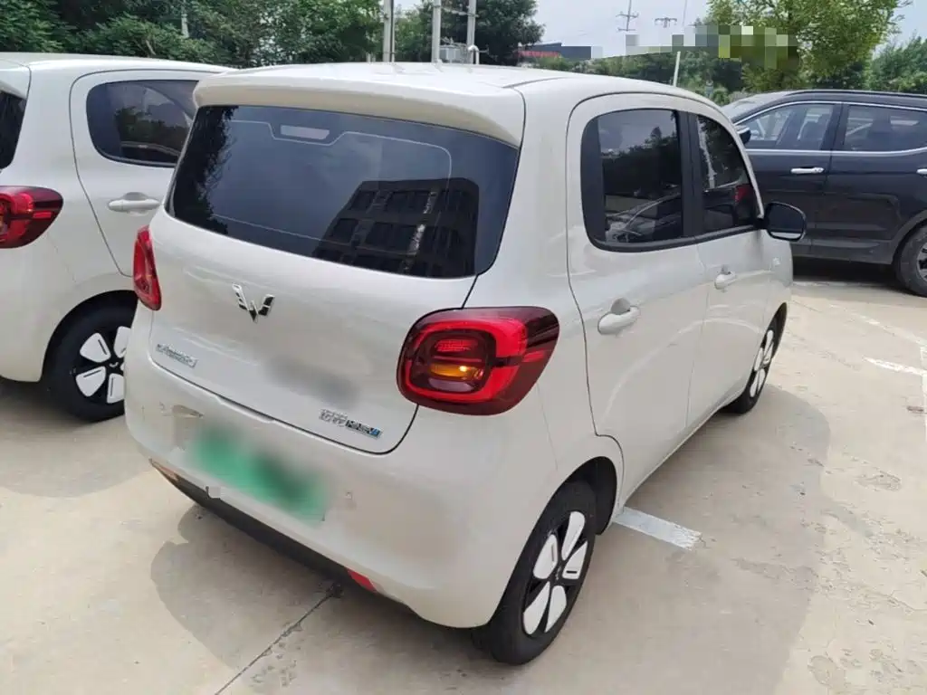 Wuling Hongguang MINIEV 2025