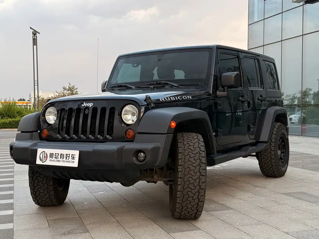 Jeep Wrangler 2012 — фото 1