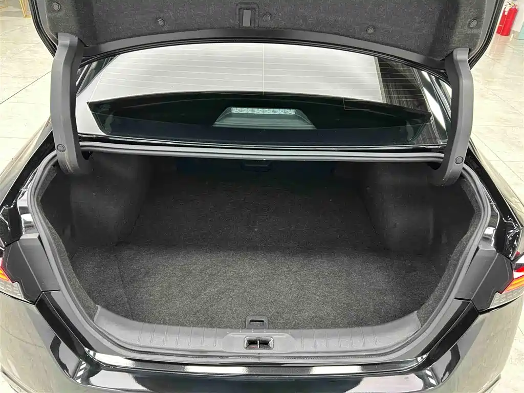 Nissan Teana 2023 — фото 16