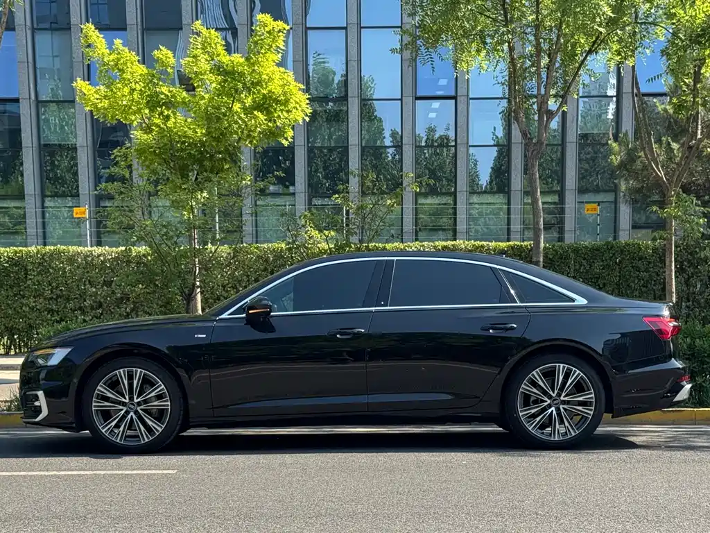Audi A6L 2023 — фото 3
