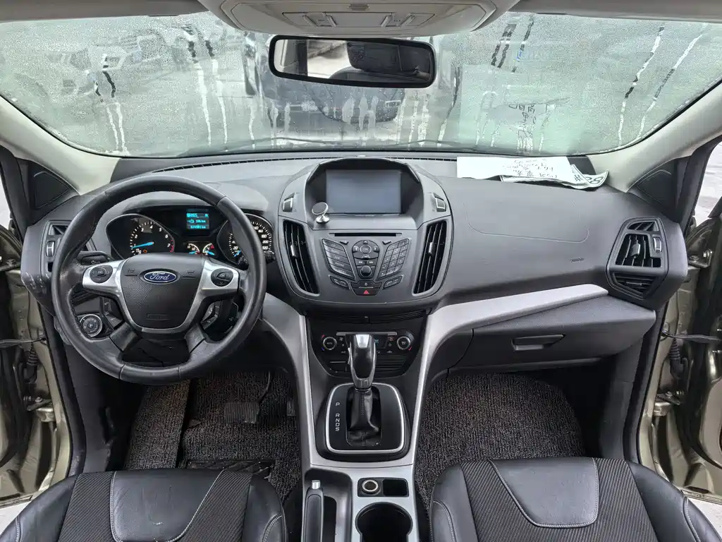 Ford Kuga 2014 — фото 13
