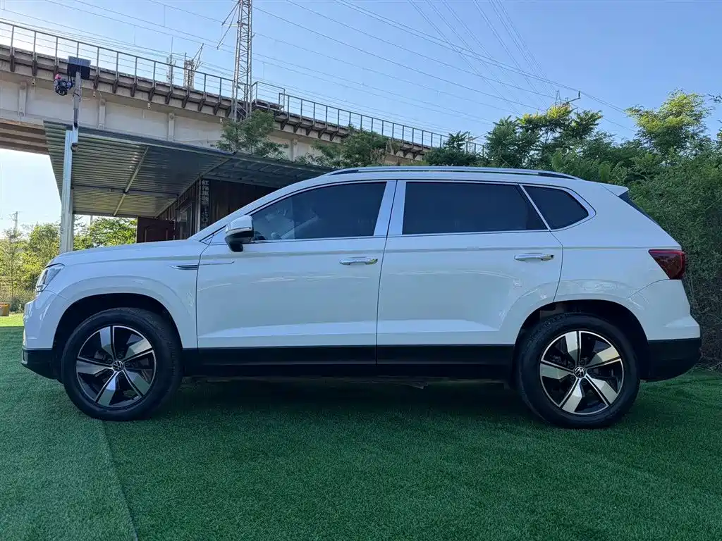 Volkswagen Tharu 2022