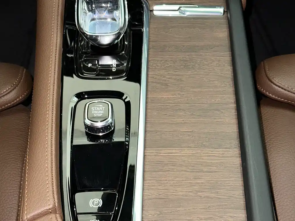 Volvo S90 2022 — фото 16
