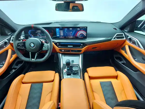 BMW M4 2024