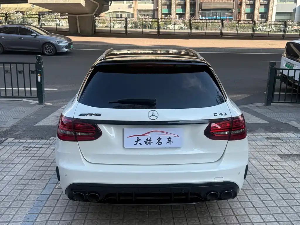 Mercedes-Benz C-Class AMG 2019 — фото 5