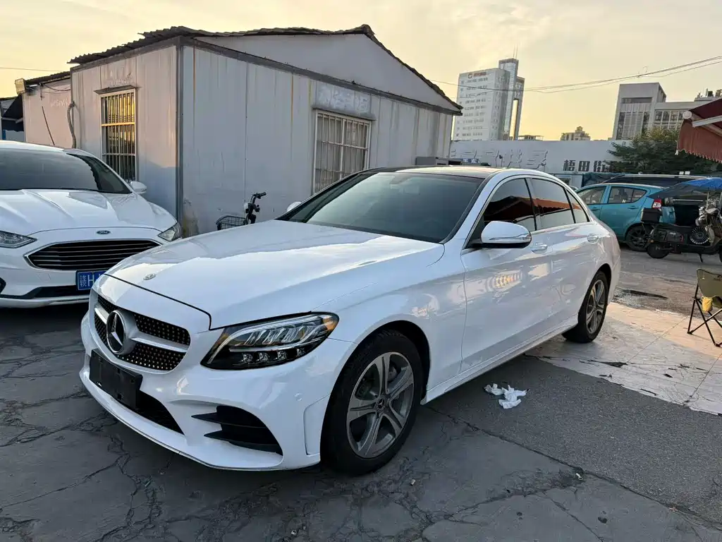 Mercedes-Benz C-Class 2019