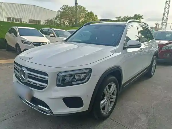 Mercedes-Benz GLB 2021
