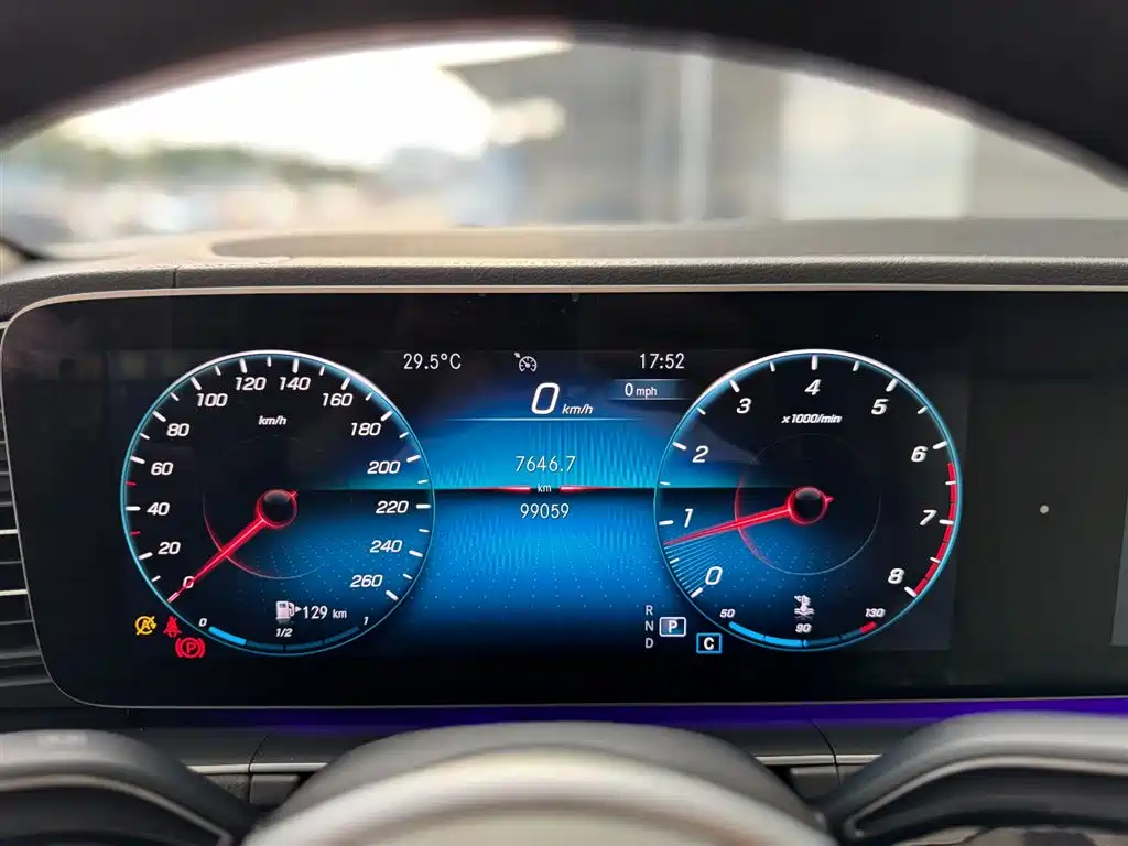 Mercedes-Benz GLE 2020 — фото 14