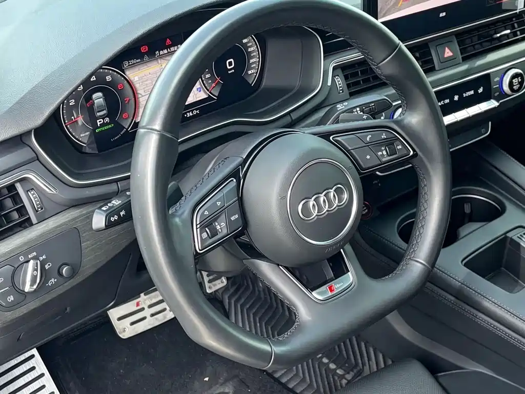 Audi A4L 2023 — фото 5