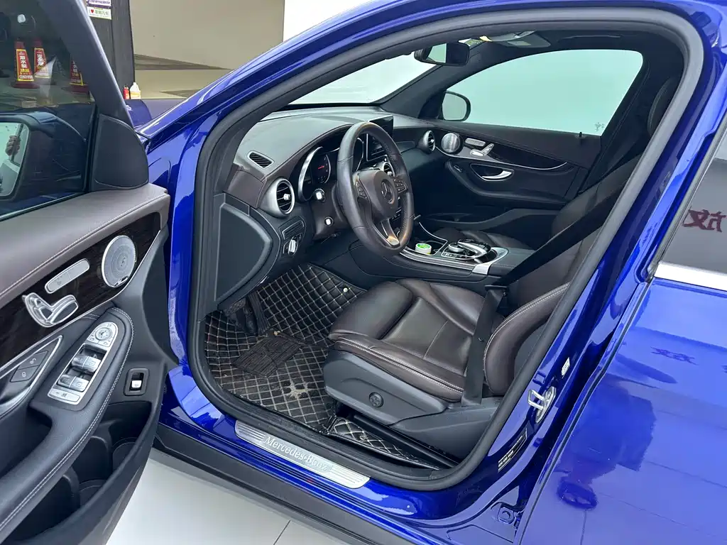 Mercedes-Benz GLC 2019 — фото 14