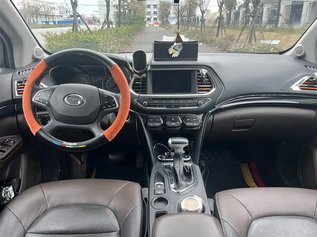 GAC Motor Trumpchi GS4 2017 — фото 6