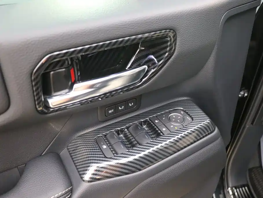 Toyota Prado 2025 — фото 11