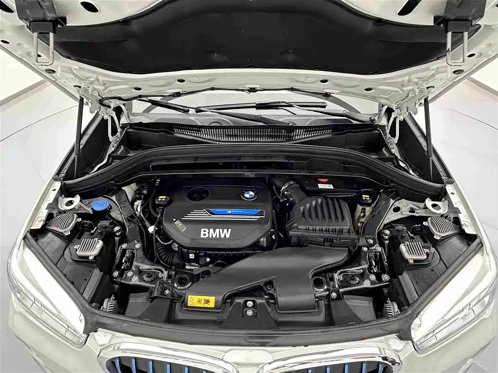 BMW X1 New Energy 2019 — фото 26