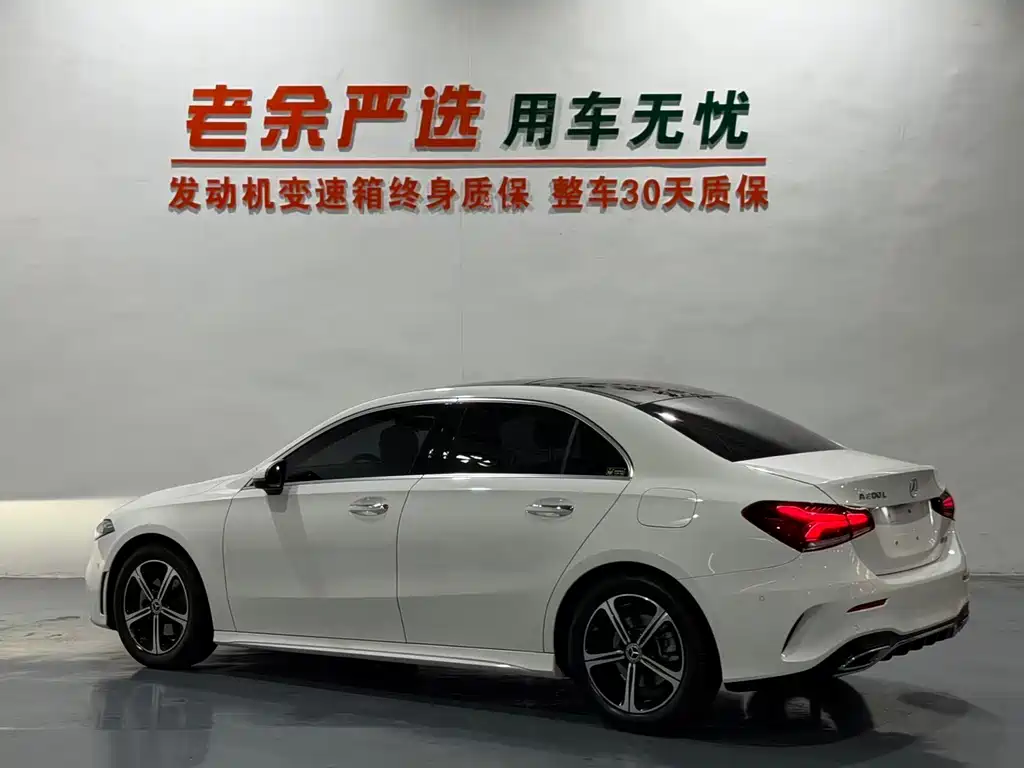 Mercedes-Benz A-Class 2023 — фото 3