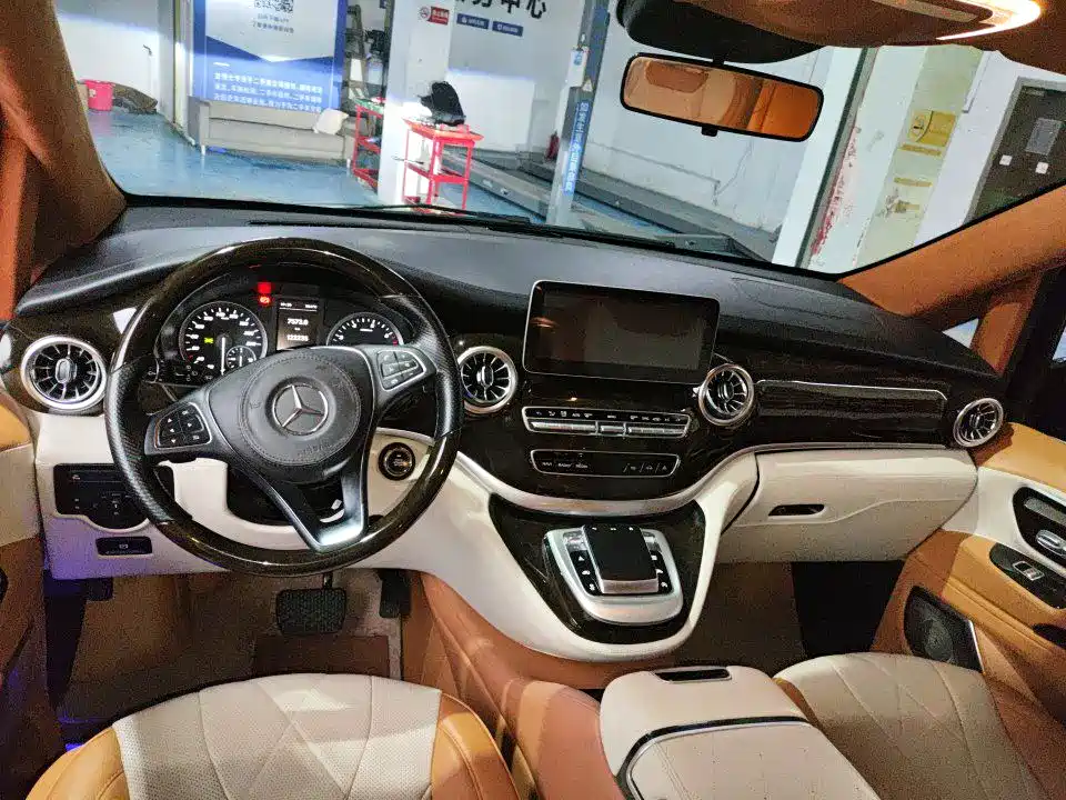 Mercedes-Benz Vito 2022