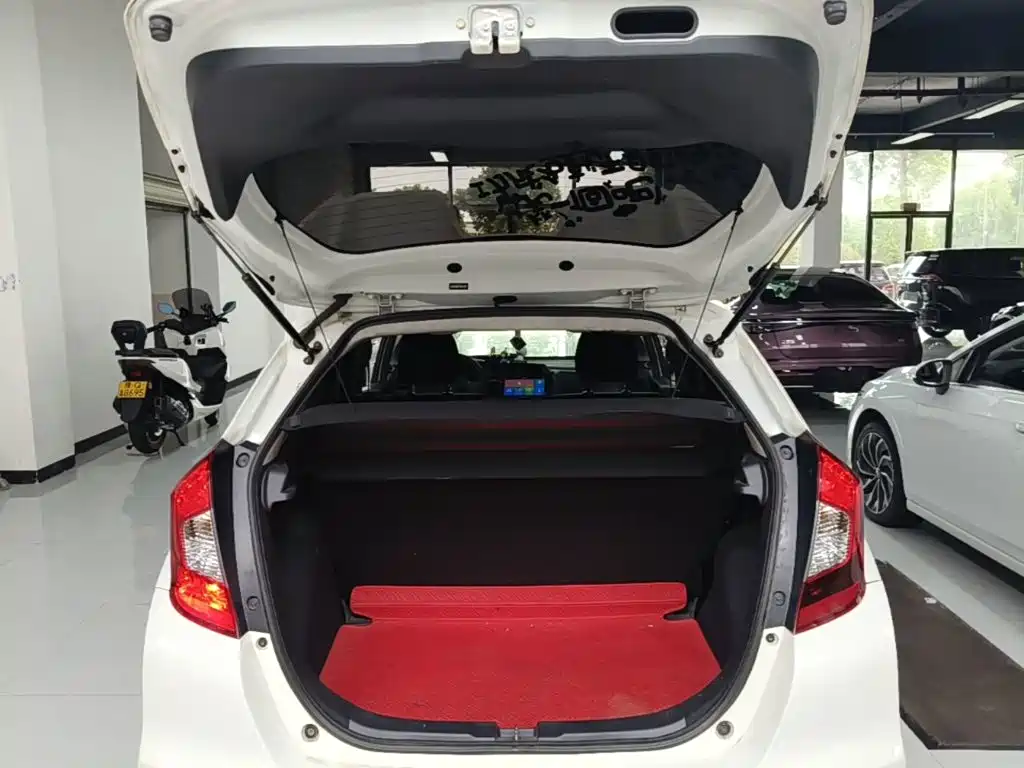 Honda Fit 2019 — фото 19
