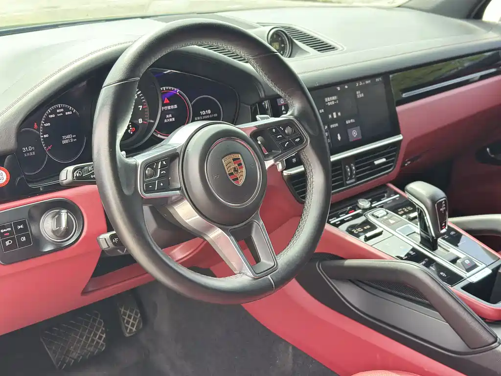 Porsche Cayenne 2020 — фото 10