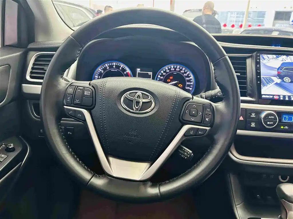 Toyota Highlander 2021 — фото 15