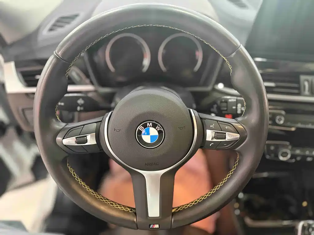 BMW X2 2023 — фото 9
