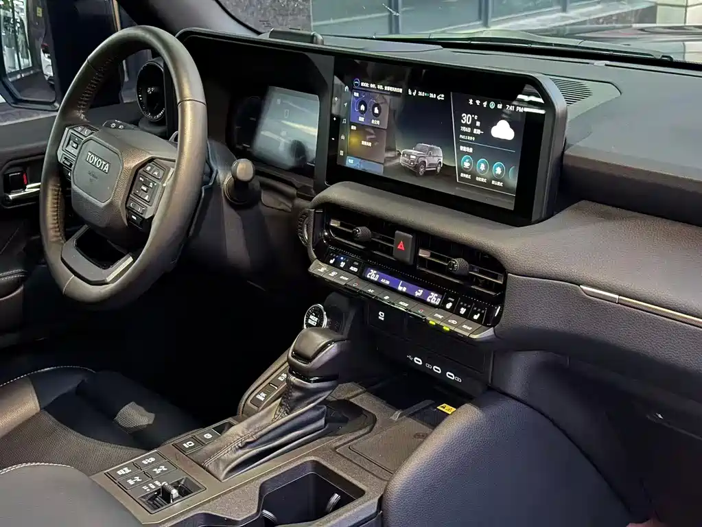 Toyota Prado 2025