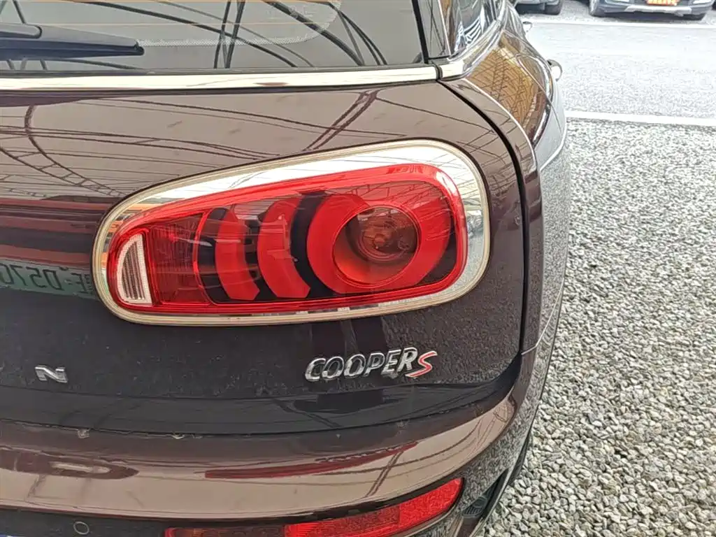 MINI Clubman 2017 — фото 8