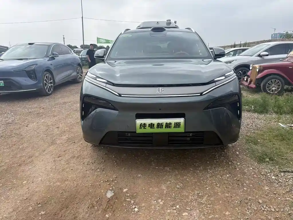 BYD Tang L 2025