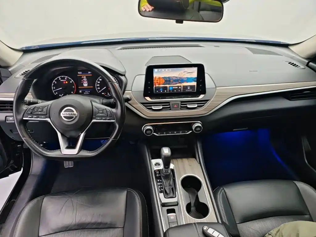 Nissan Teana 2022 — фото 10