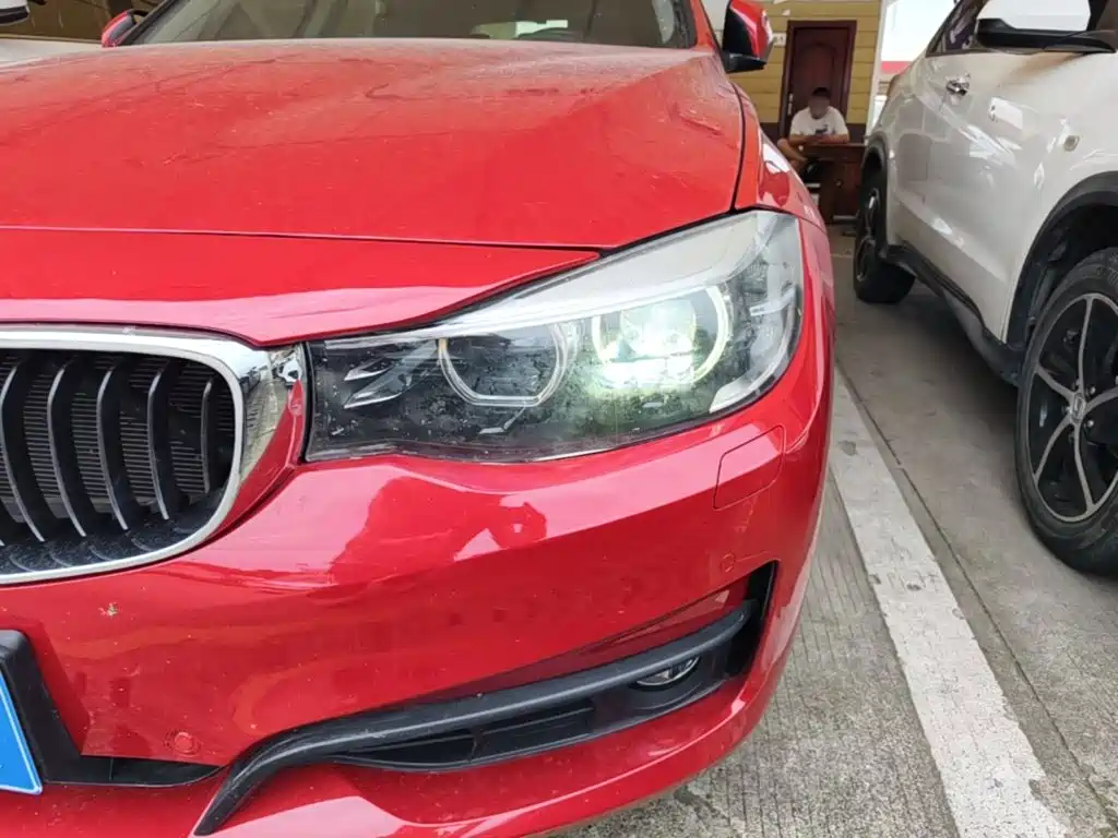BMW 3 Series GT 2017 — фото 24