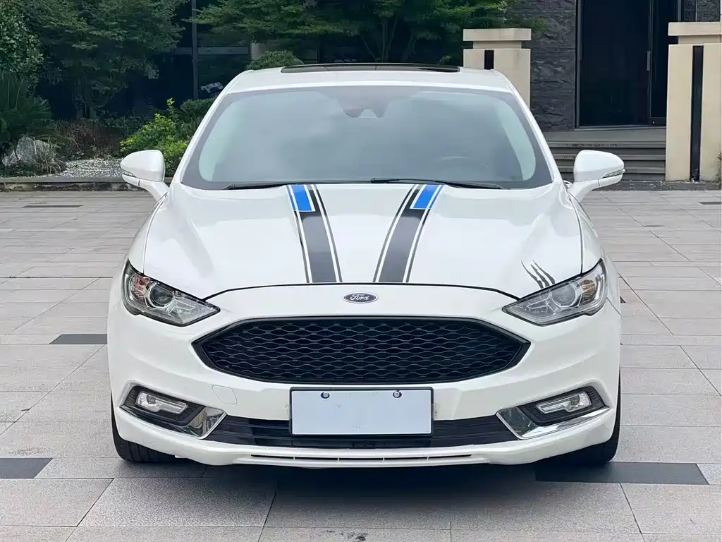 Ford Mondeo 2017 — фото 2