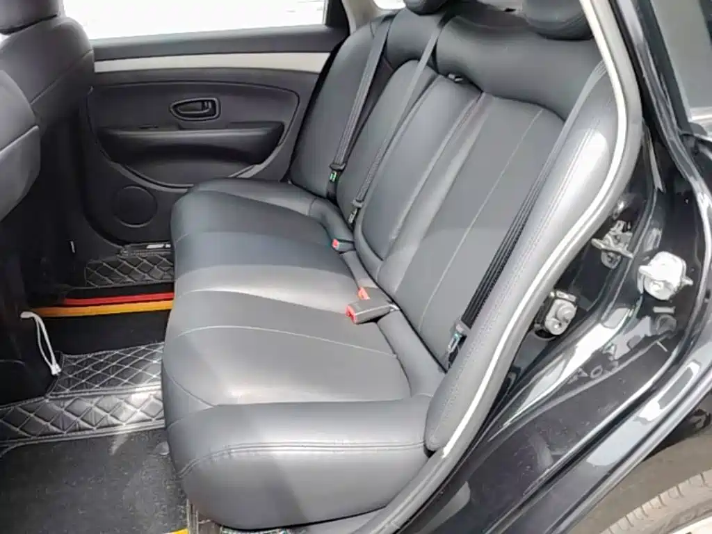 Nissan Sylphy 2019 — фото 17