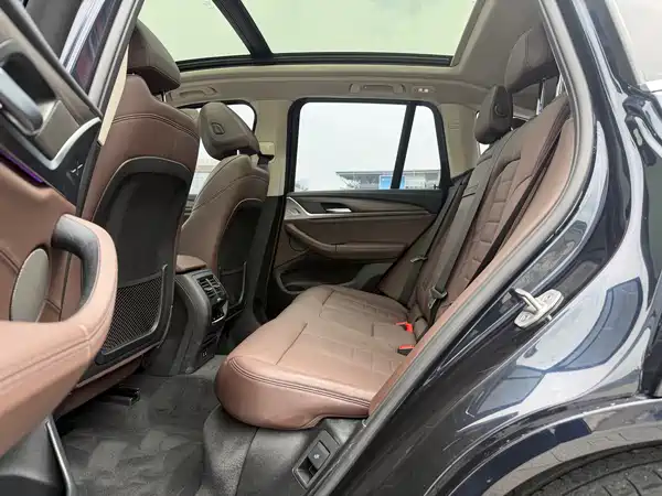 BMW X3 2021