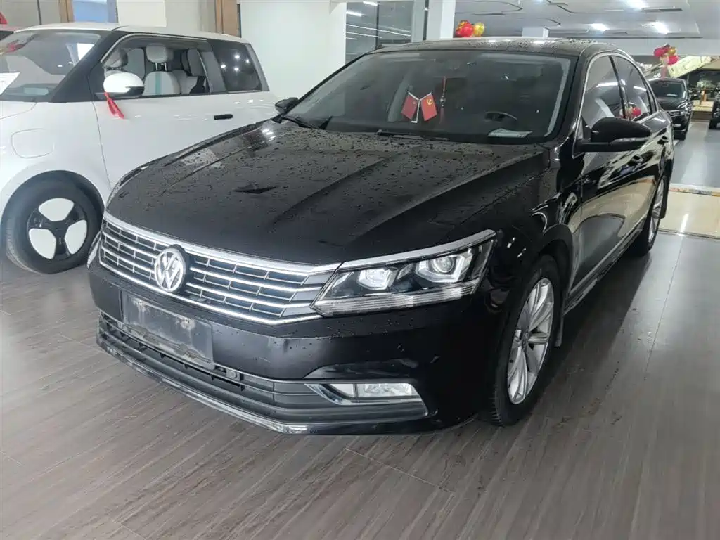Volkswagen Passat 2018 — фото 2