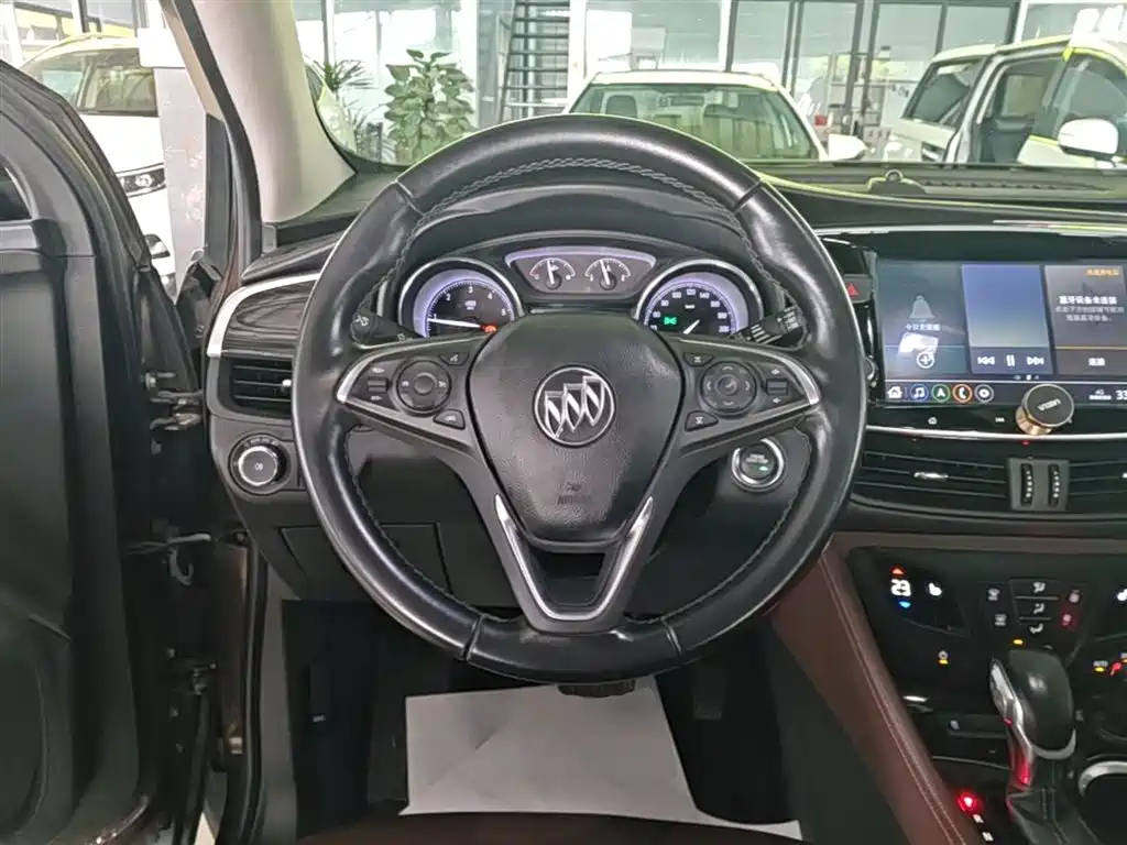 Buick Envision Plus 2020 — фото 11