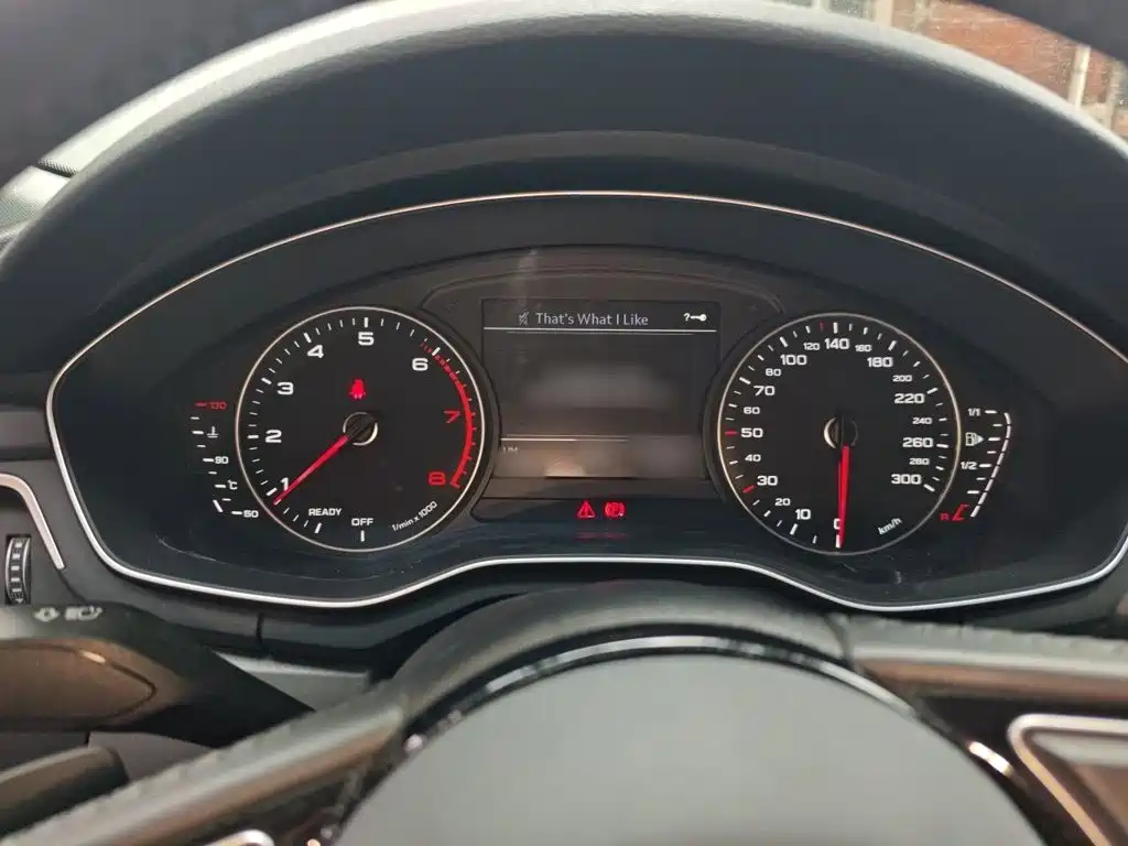 Audi A4L 2017
