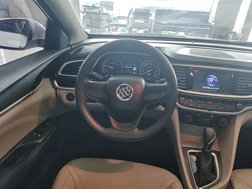 Buick Excelle 2020 — фото 11