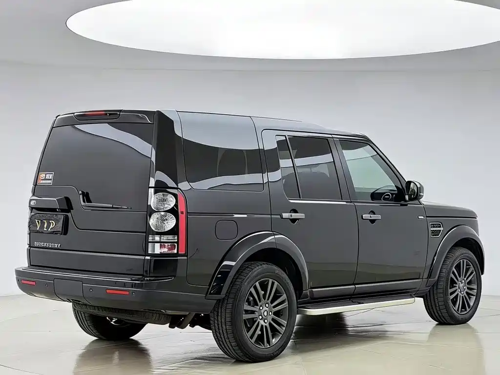 Land Rover Discovery 2016 — фото 9
