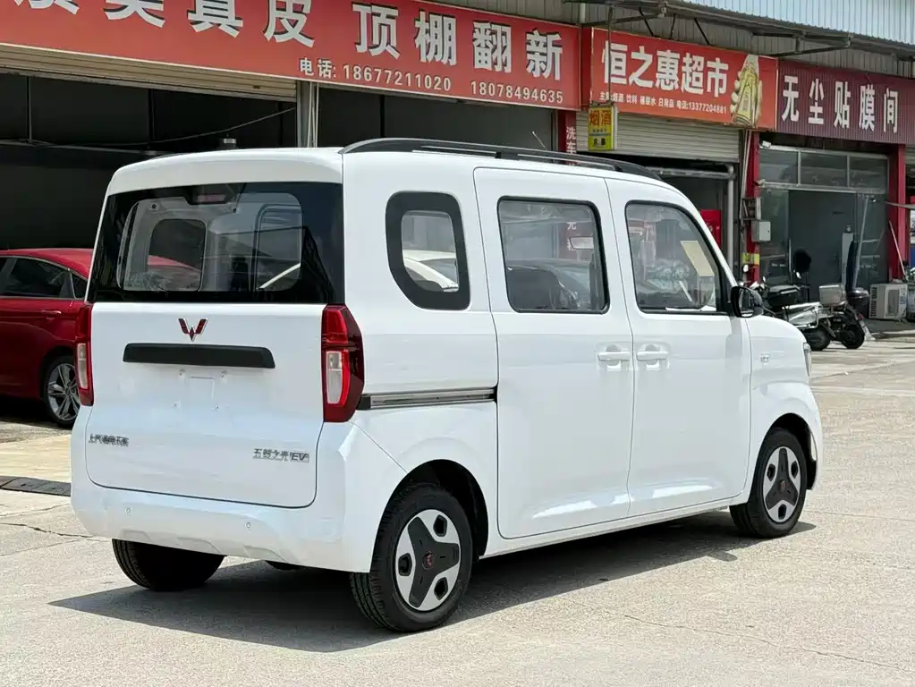 Wuling Zhiguang New Energy 2026 — фото 4