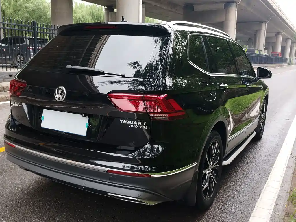 Volkswagen Tiguan L 2019
