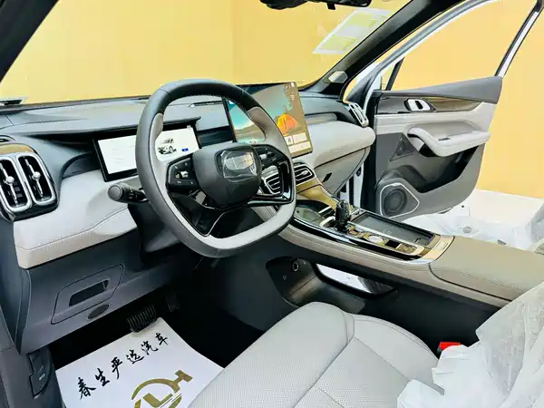 Geely Boyue L 2026