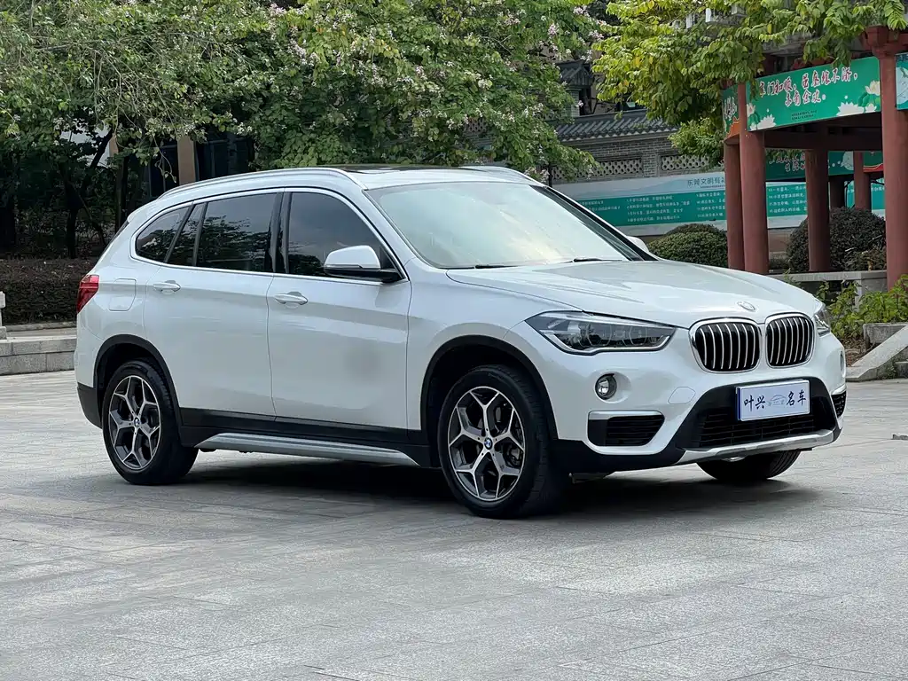 BMW X1 2019 — фото 3