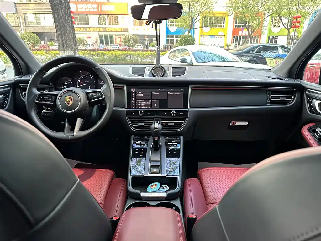Porsche Macan 2022 — фото 11