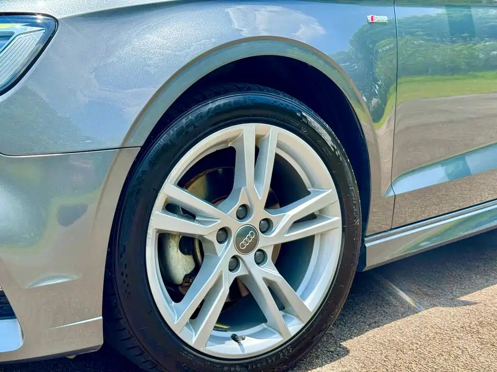 Audi A3 2021 — фото 10